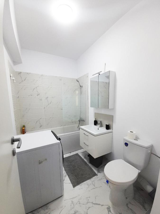 Apartamento White Flat Bucarest Exterior foto